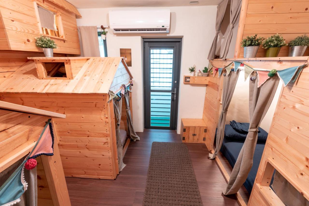 Yilan Inspiration Hostel Lotung Kültér fotó